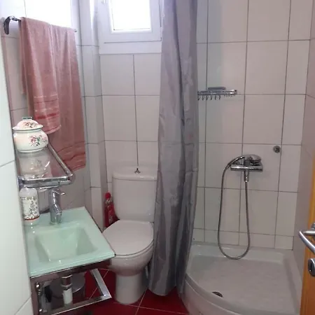 Apartment Menexe Apartments-karavi *
